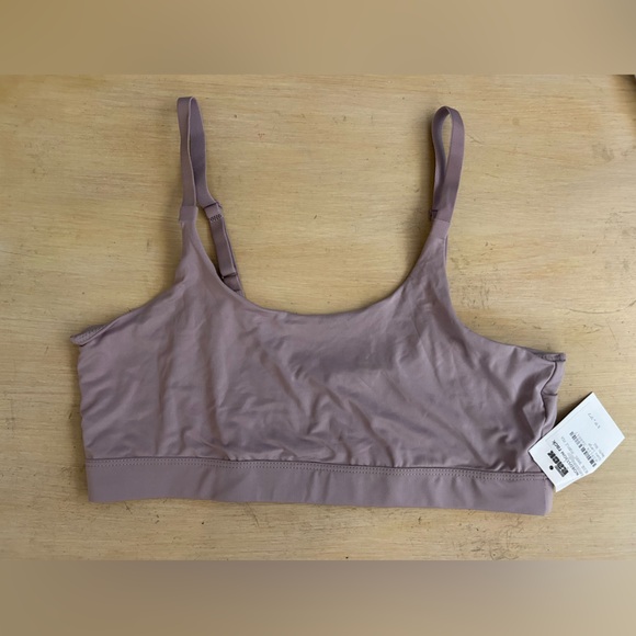 Nordstrom Lavender Sports Bra - Picture 2 of 4